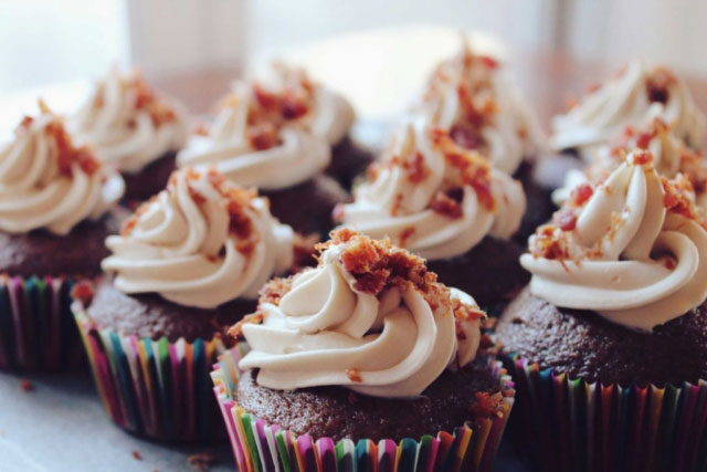 Bacon Chocolate Cupcakes